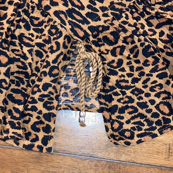 Womens 3/4 length top size S - Picture 2 of 4